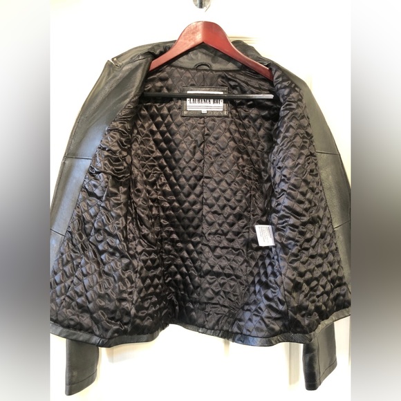 Women’s Medium Leather Jacket - Picture 3 of 4